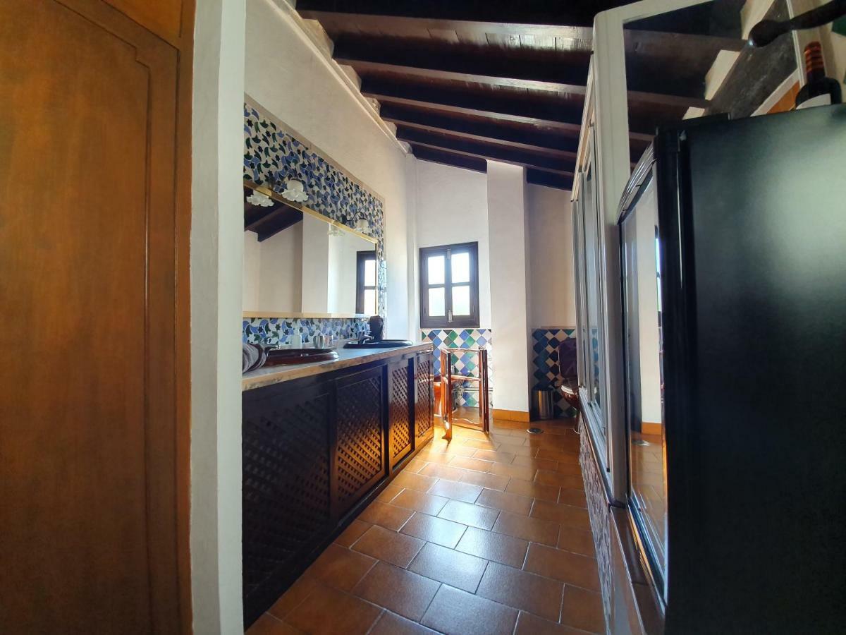 Gasthuis Casa Del Aljarife 3*